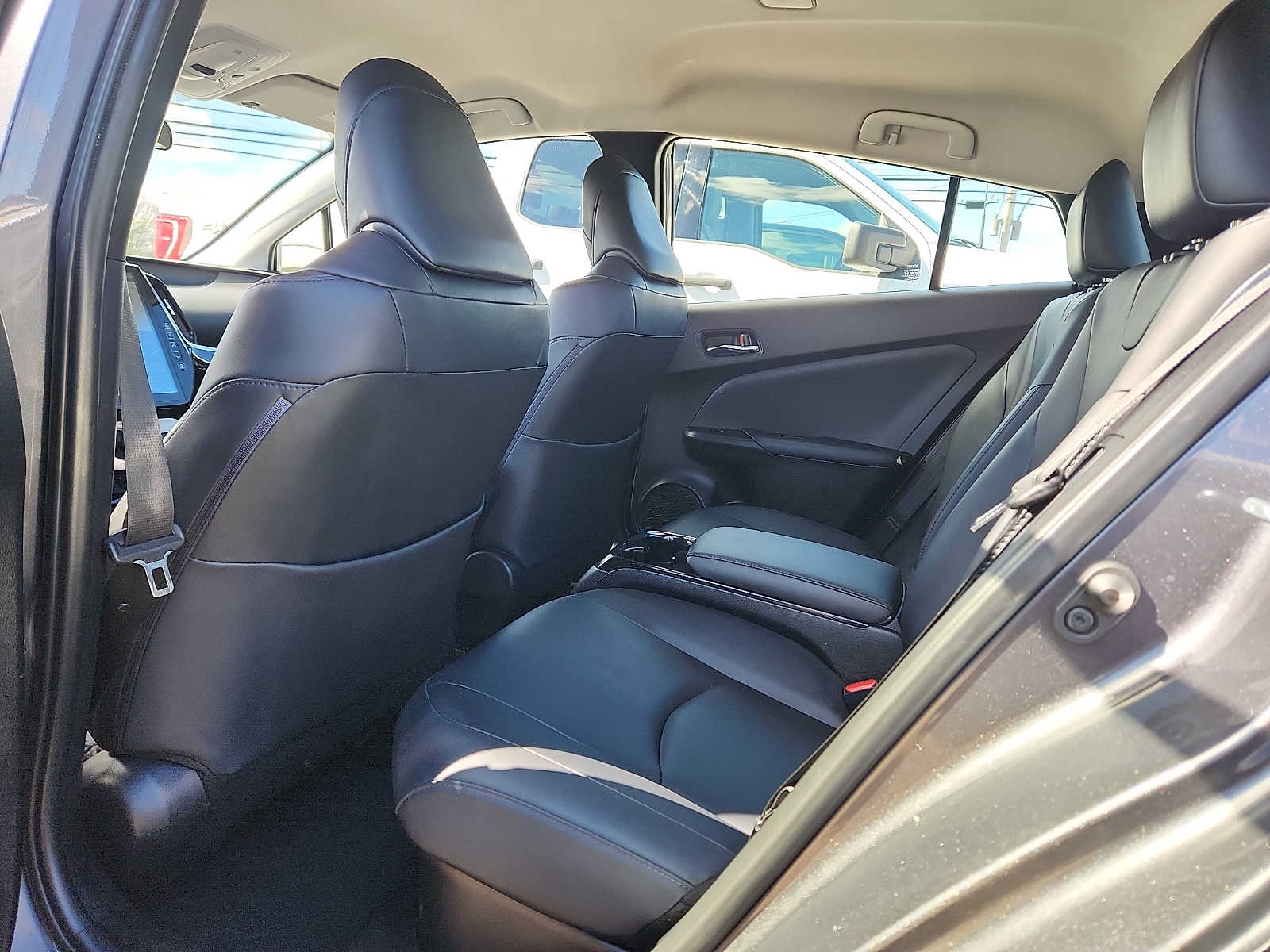 Thumbnail: 2018 Toyota Prius Prime - 13