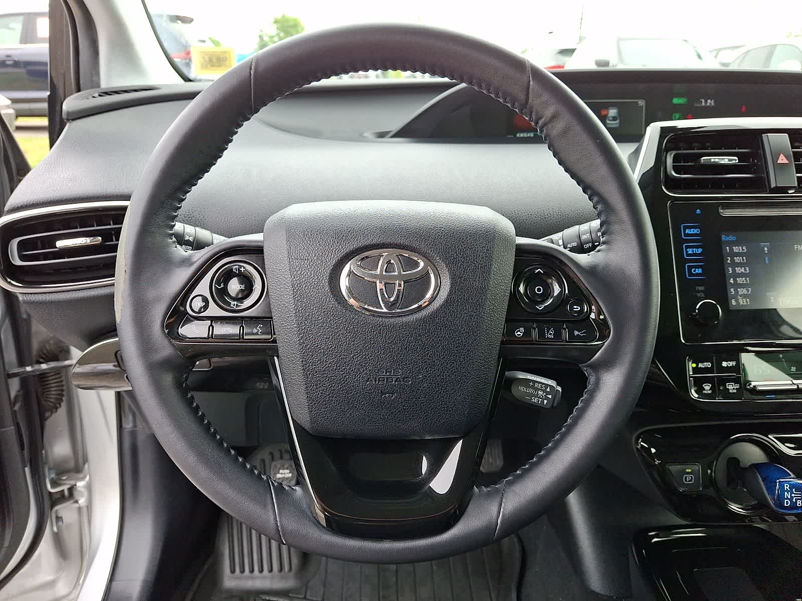 Thumbnail: 2019 Toyota Prius - 21