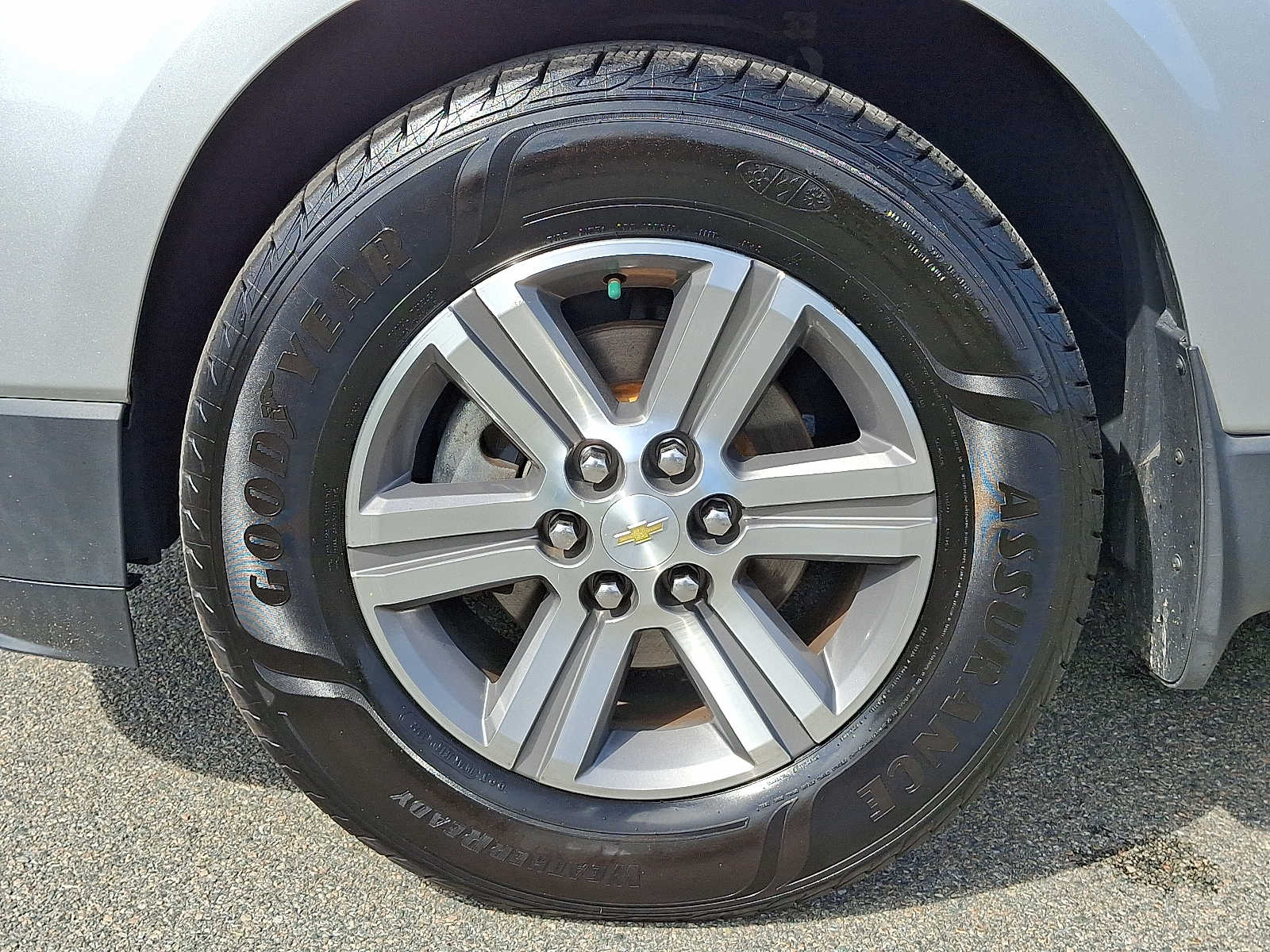 Thumbnail: 2015 Chevrolet Traverse - 9
