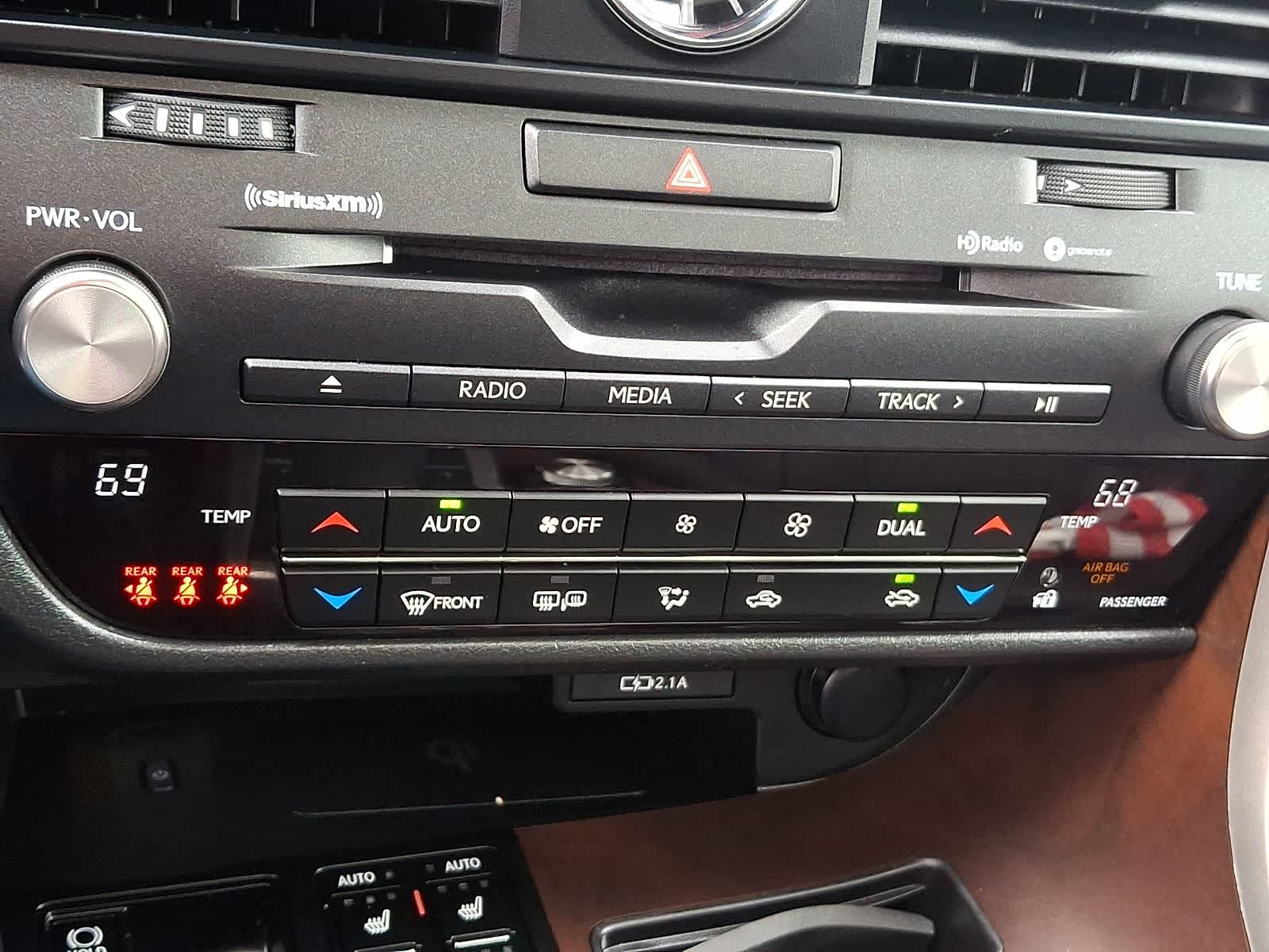 Thumbnail: 2022 Lexus RX - 17