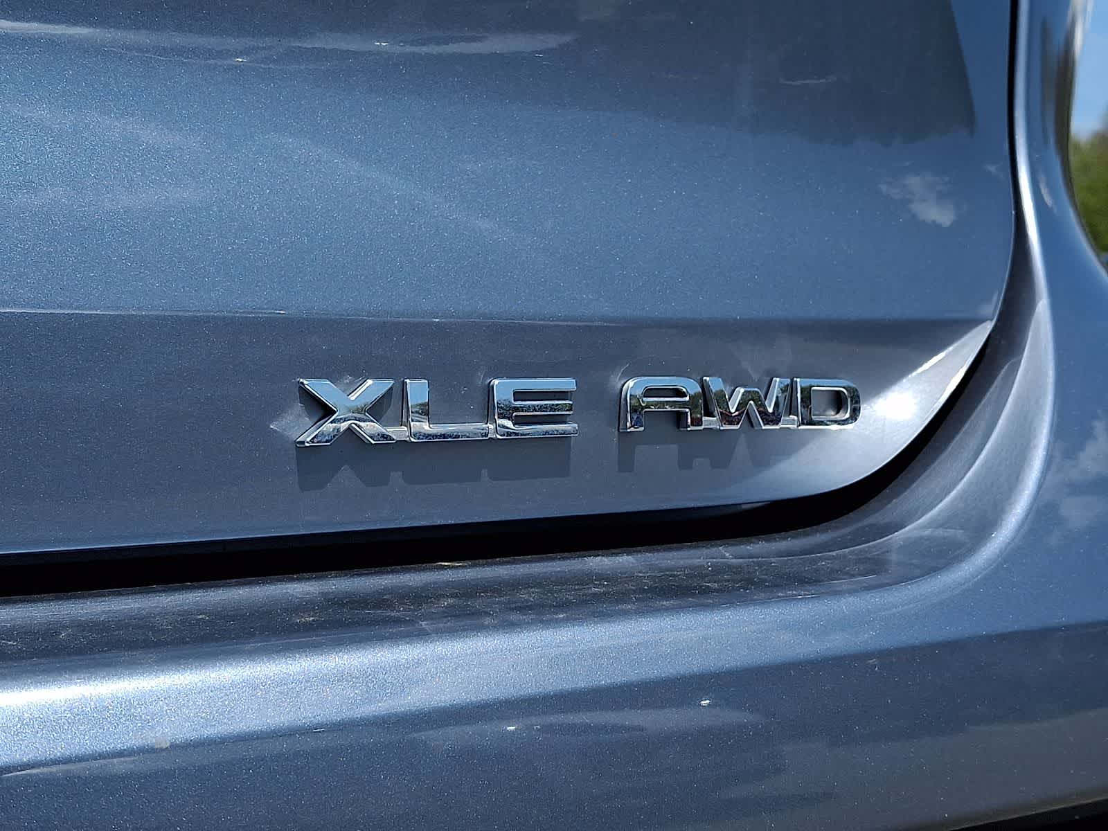 Thumbnail: 2023 Toyota Highlander - 33