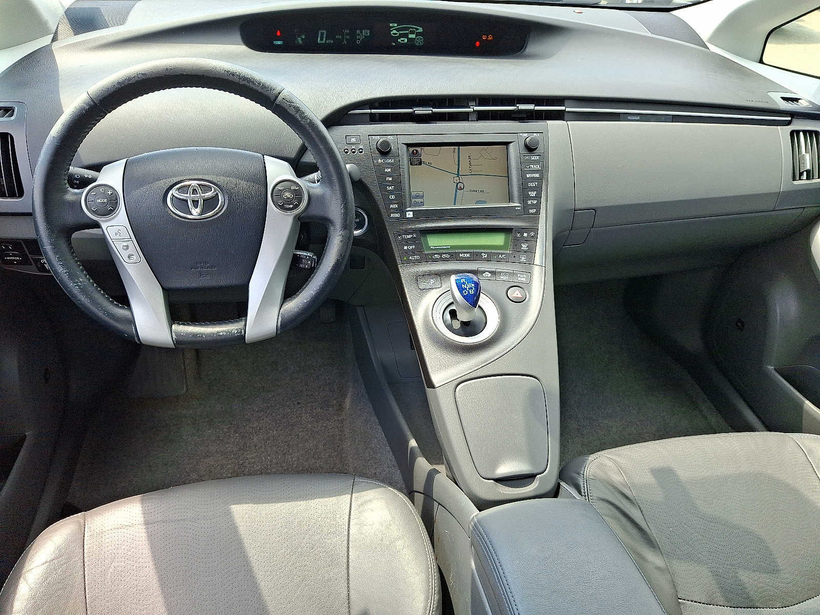 Thumbnail: 2011 Toyota Prius - 13