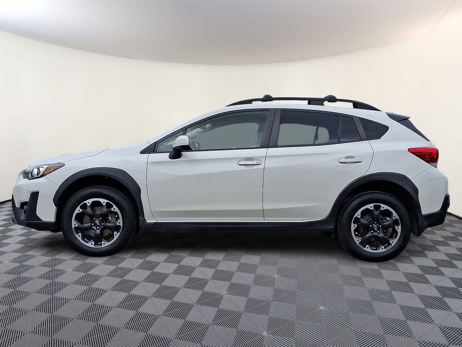 Thumbnail: 2022 Subaru Crosstrek - 8