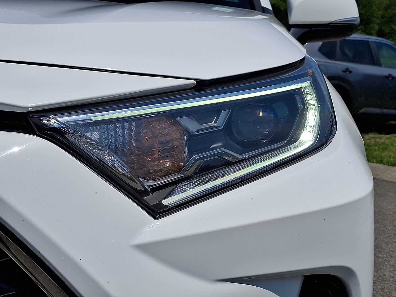 Thumbnail: 2021 Toyota RAV4 - 12