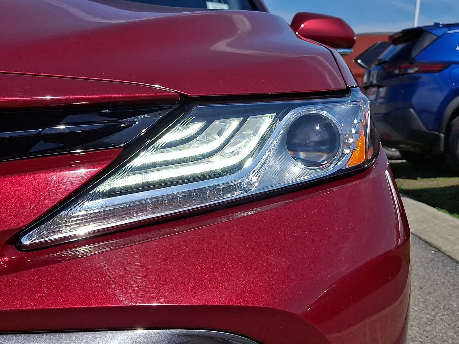 Thumbnail: 2020 Toyota Camry - 12