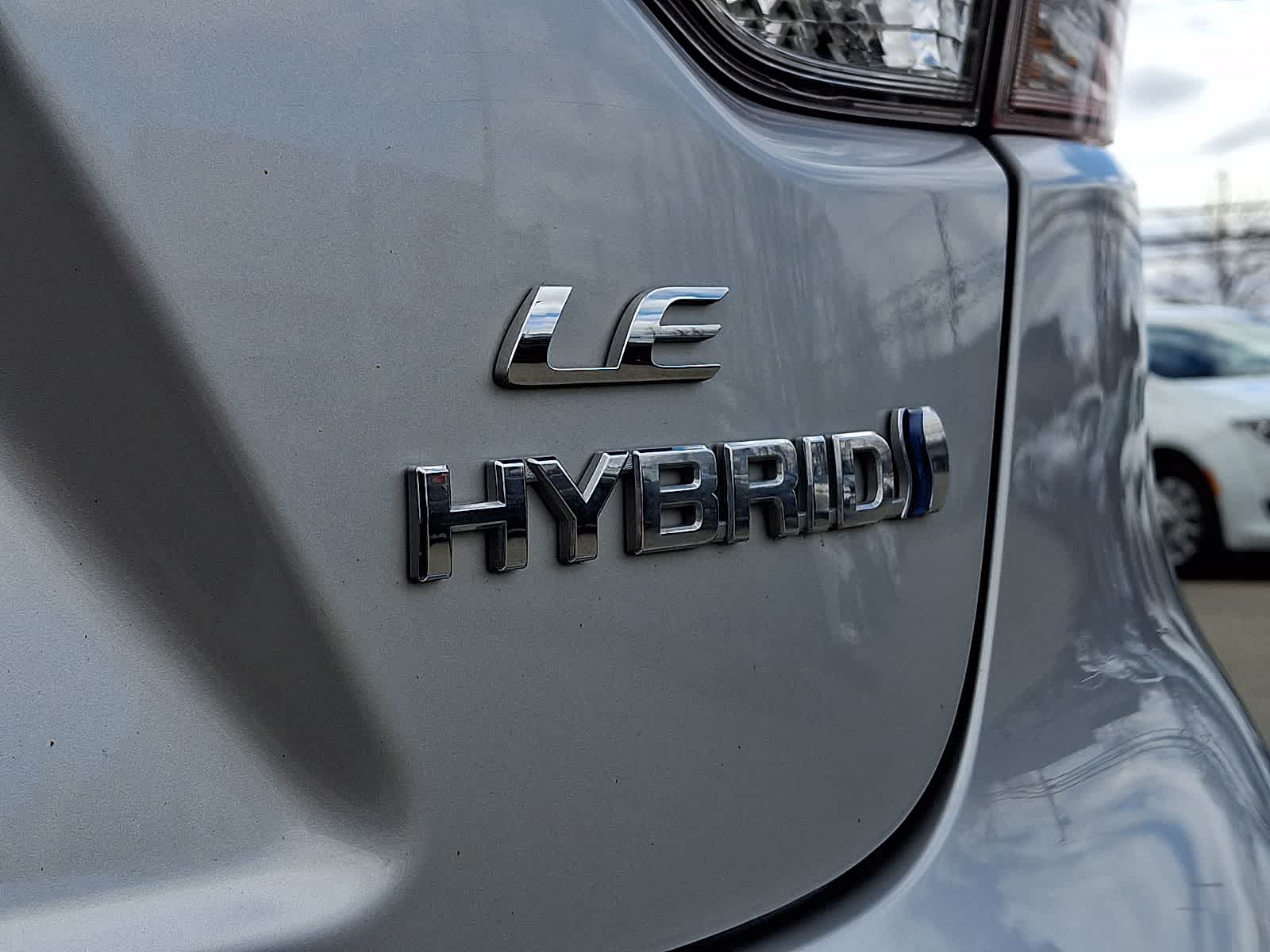 Thumbnail: 2023 Toyota Corolla - 33