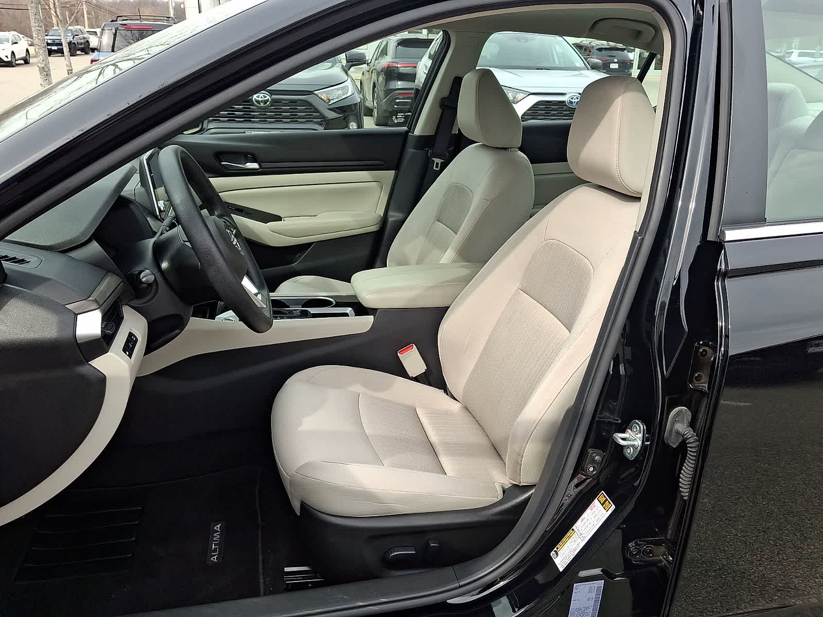 Thumbnail: 2024 Nissan Altima - 14