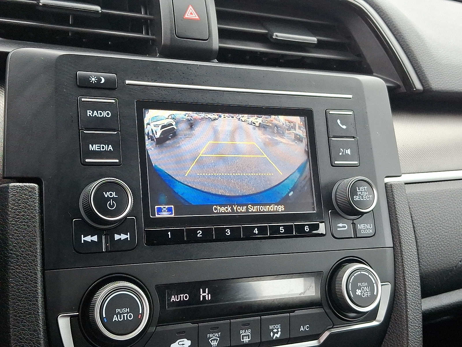 Thumbnail: 2019 Honda Civic - 18