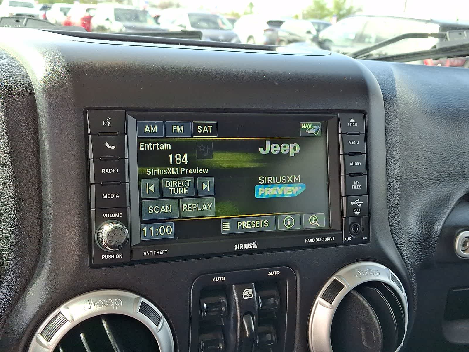 Thumbnail: 2015 Jeep Wrangler - 18