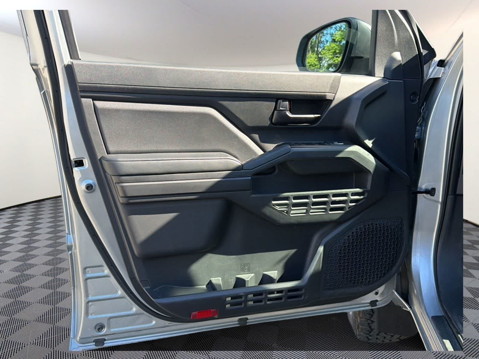 Thumbnail: 2024 Toyota Tacoma - 10