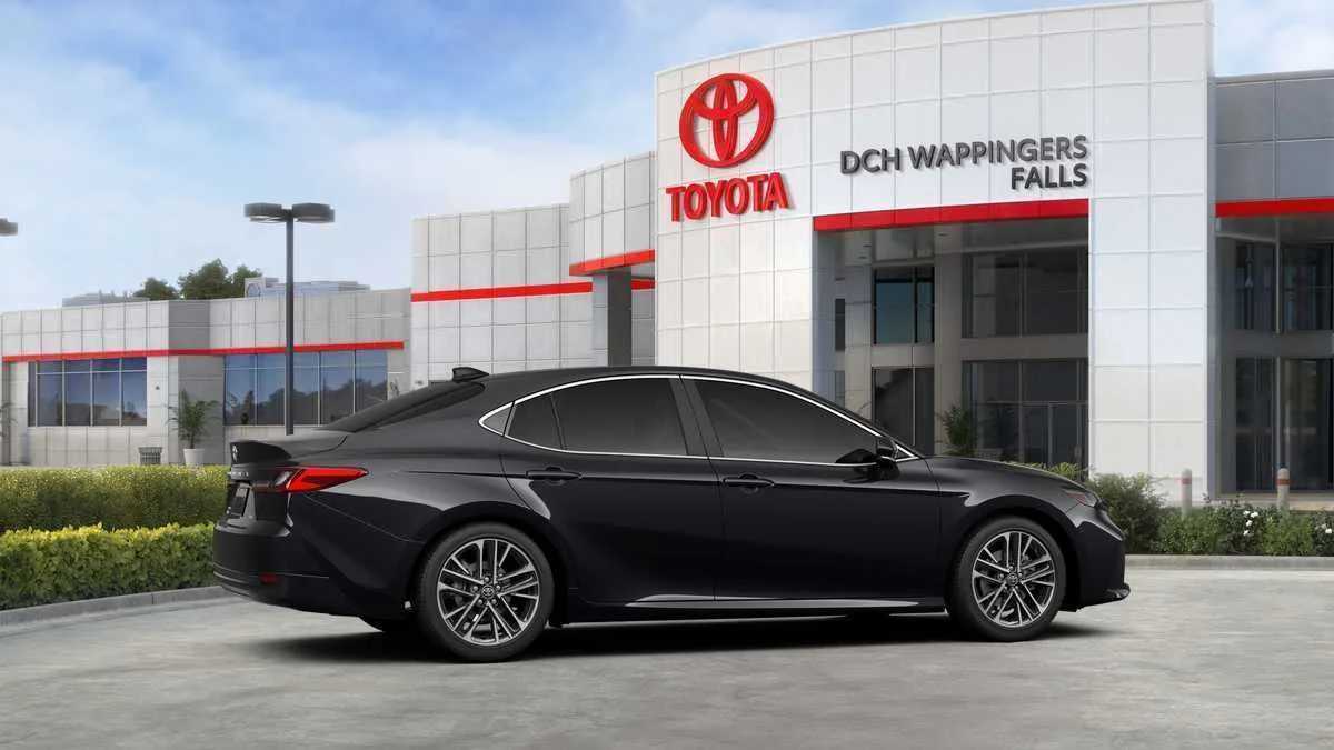 Thumbnail: 2026 Toyota Camry - 13