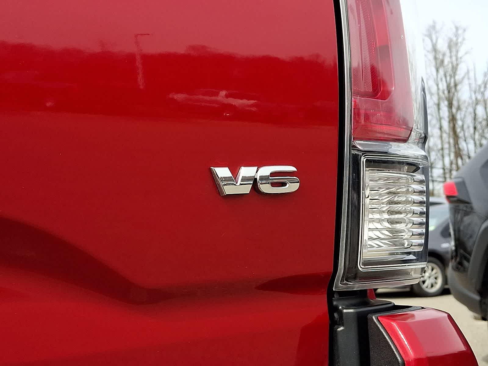 Thumbnail: 2023 Toyota Tacoma - 33