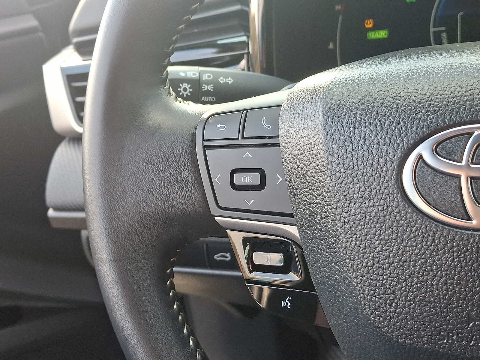 Thumbnail: 2025 Toyota Camry - 20