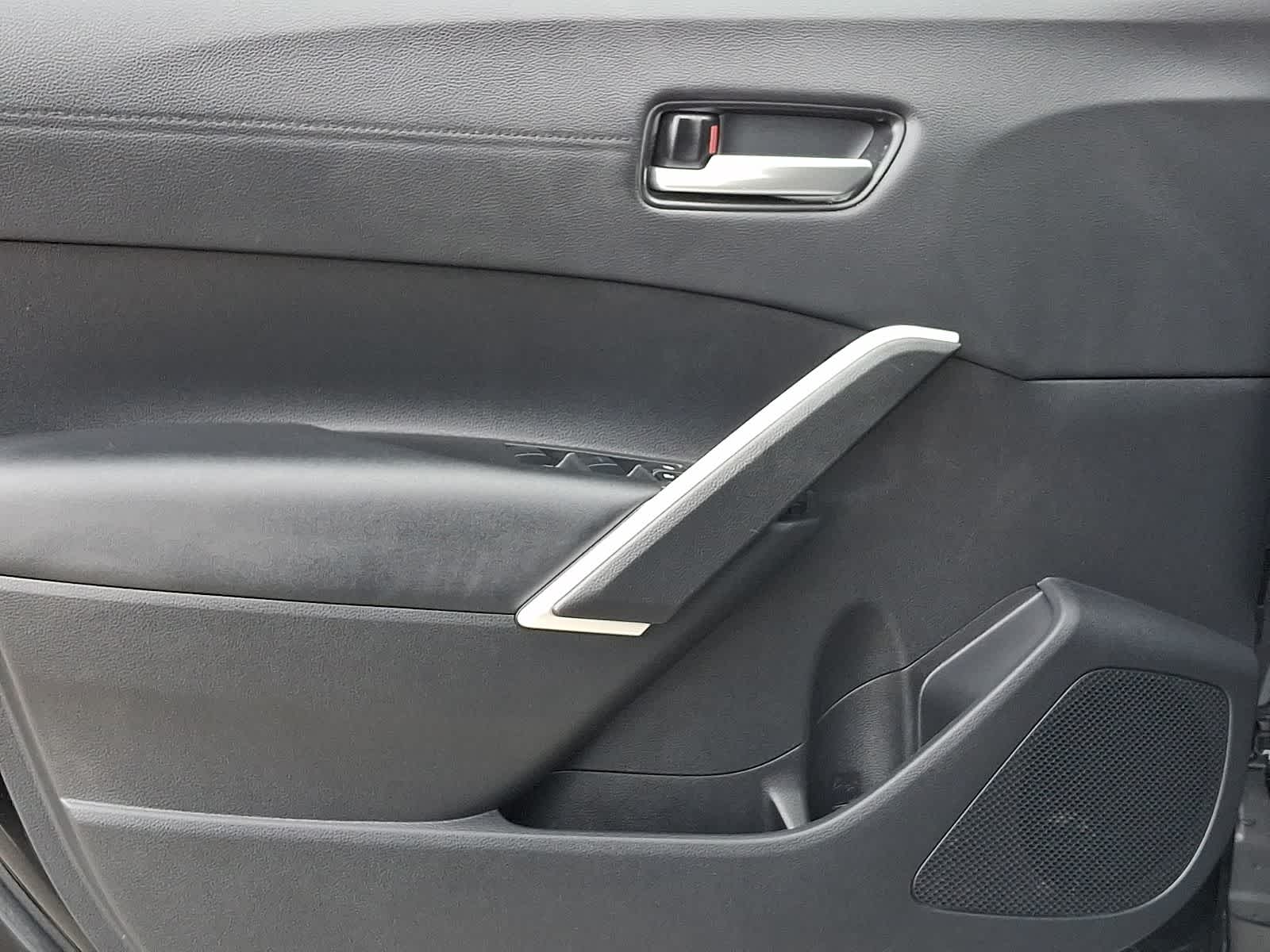 Thumbnail: 2022 Toyota Corolla Cross - 15