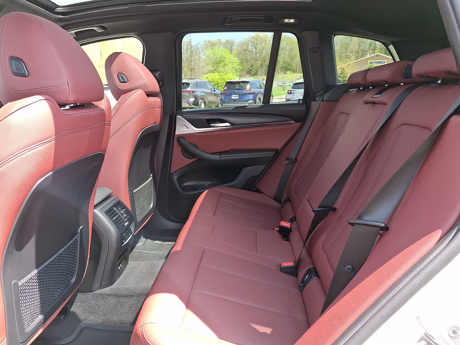 Thumbnail: 2024 BMW X3 - 11