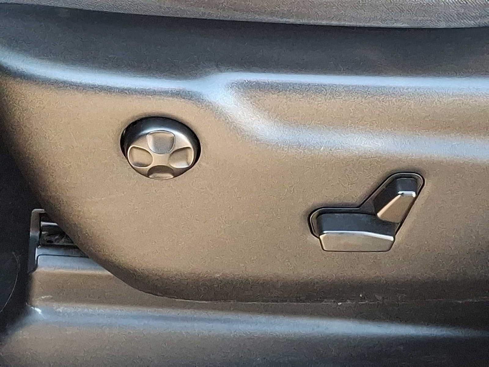 Thumbnail: 2021 Dodge Durango - 21