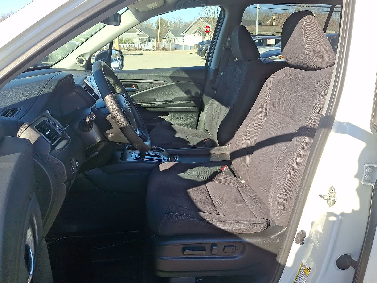 Thumbnail: 2018 Honda Pilot - 14