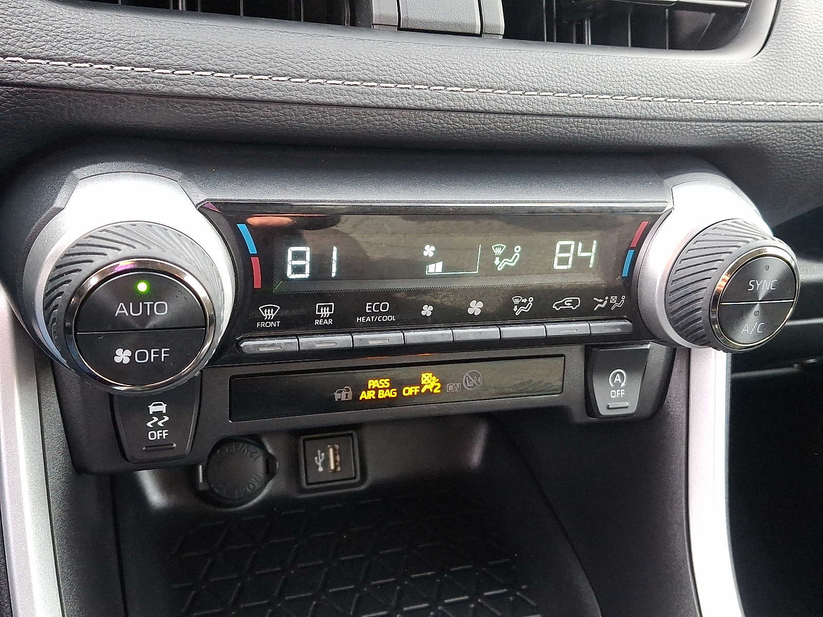 Thumbnail: 2025 Toyota RAV4 - 18