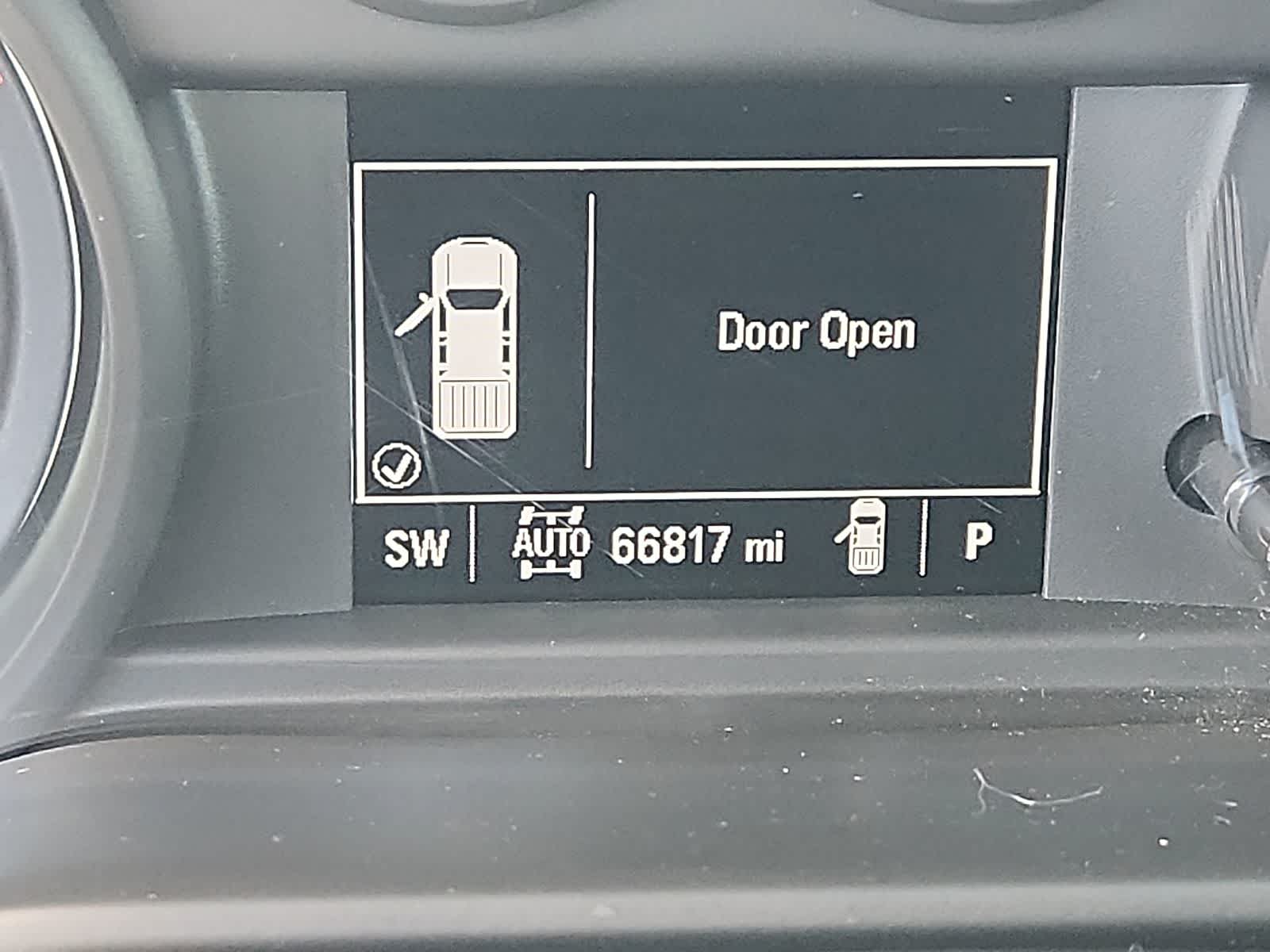 Thumbnail: 2020 Chevrolet Silverado 1500 - 20