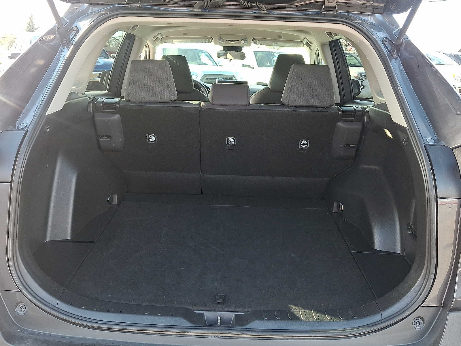 Thumbnail: 2025 Toyota RAV4 - 30