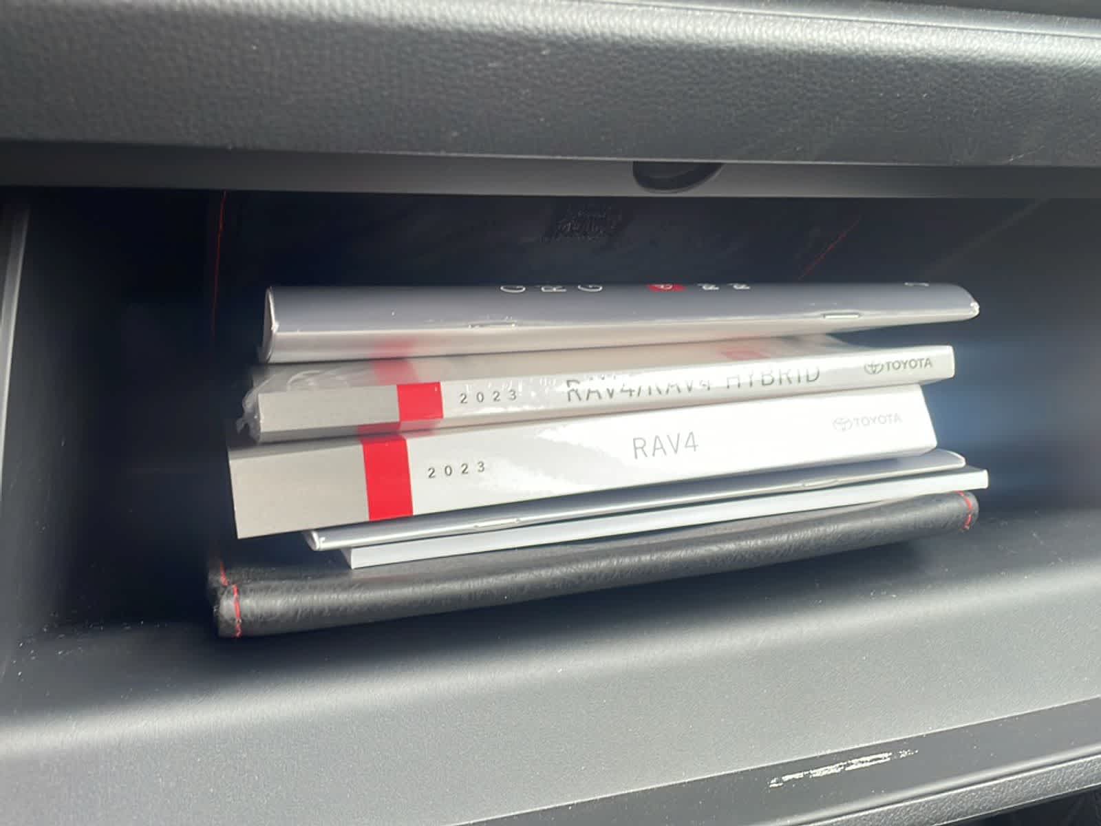 Thumbnail: 2023 Toyota RAV4 - 15