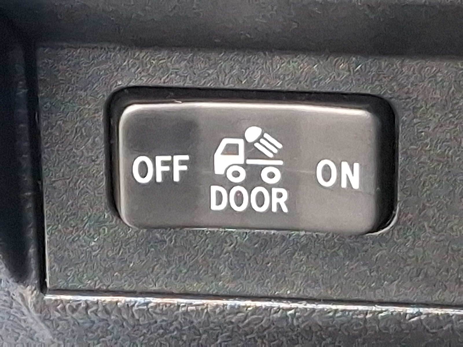 Thumbnail: 2021 Toyota Tundra - 30