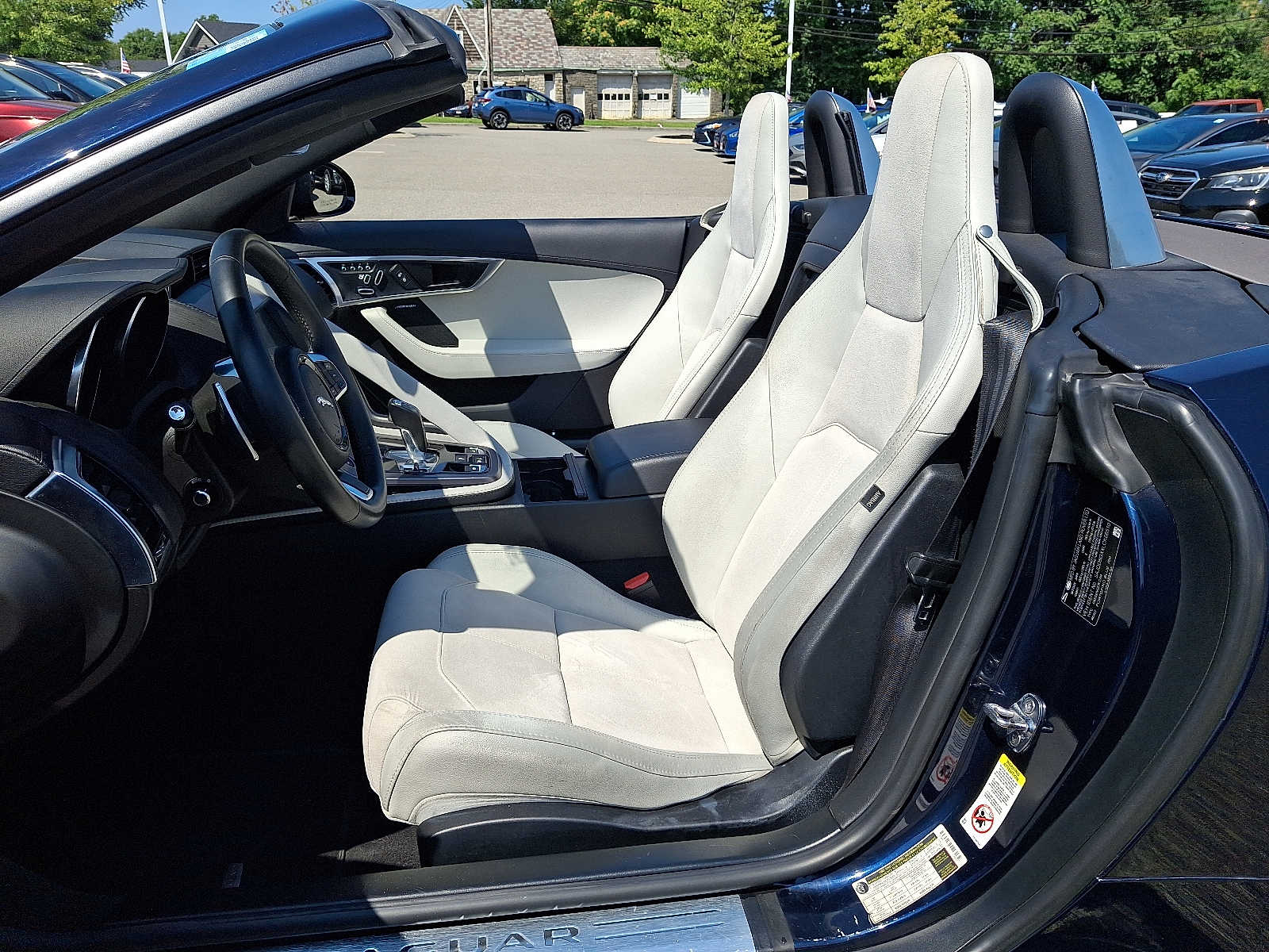 Thumbnail: 2020 Jaguar F-Type - 13