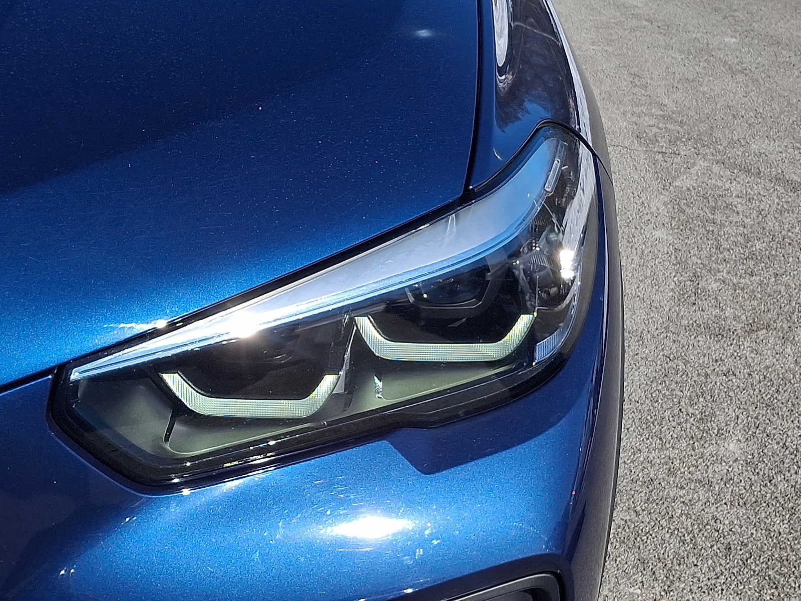 Thumbnail: 2022 BMW X5 - 10