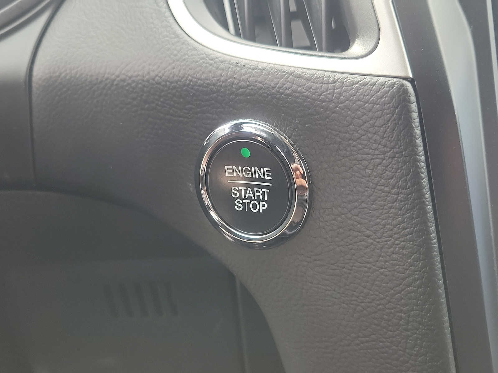 Thumbnail: 2024 Ford Edge - 24