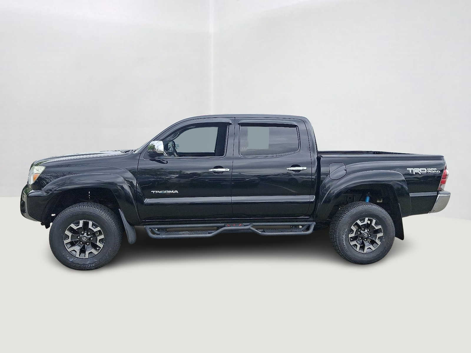 Thumbnail: 2013 Toyota Tacoma - 9