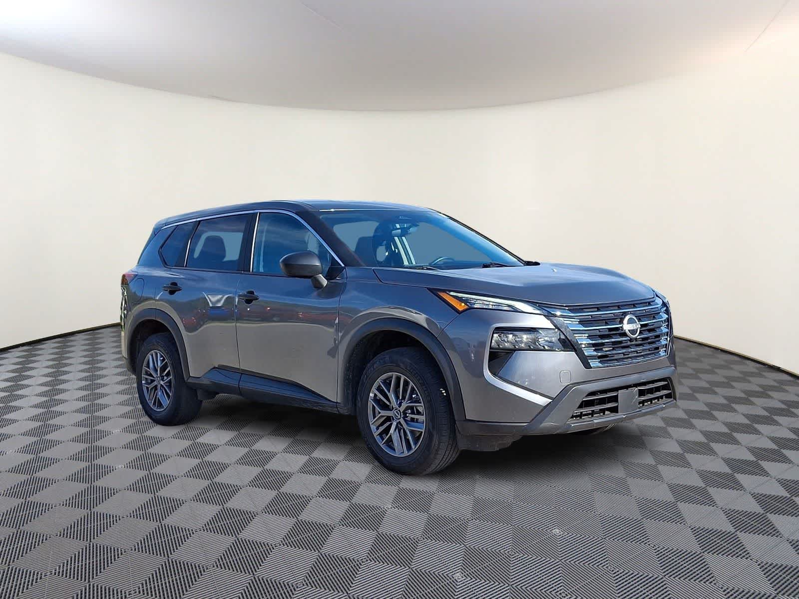 Thumbnail: 2024 Nissan Rogue - 4