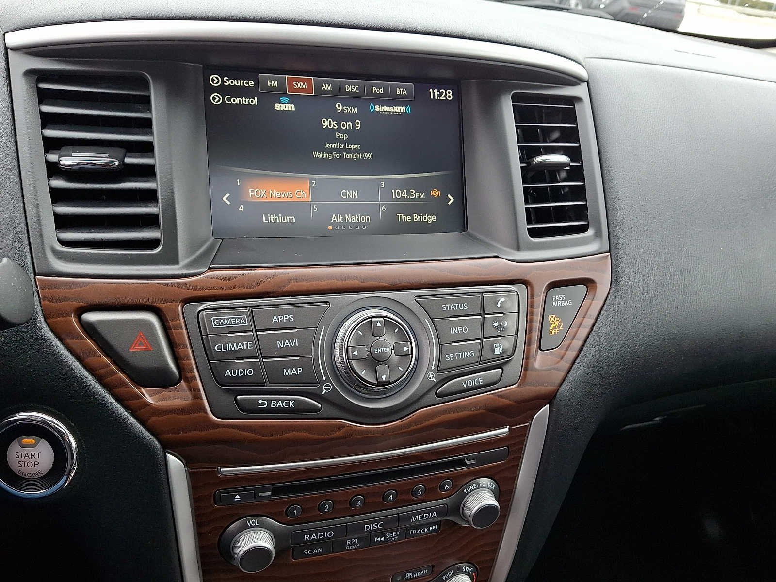 Thumbnail: 2020 Nissan Pathfinder - 21