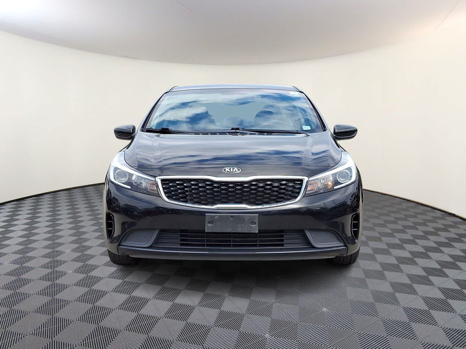 Thumbnail: 2018 Kia Forte - 3