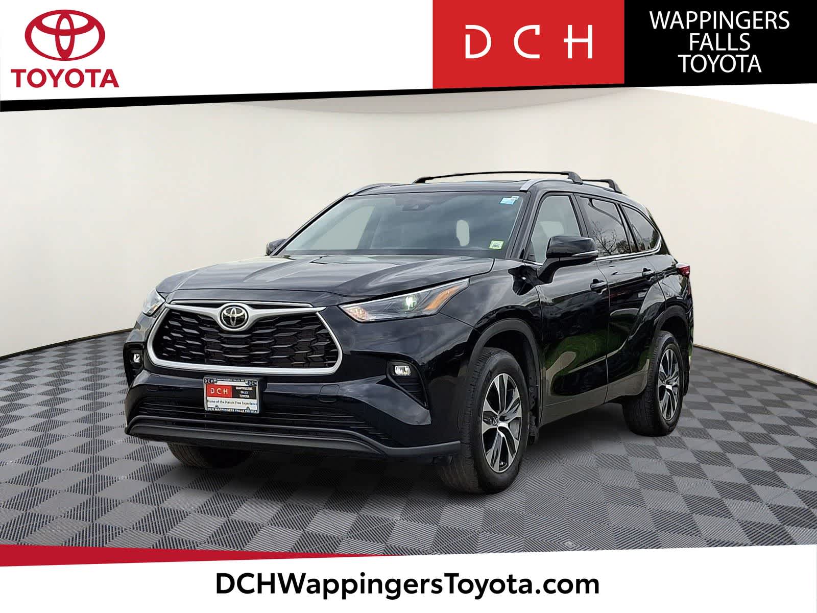 Thumbnail: 2023 Toyota Highlander - 1