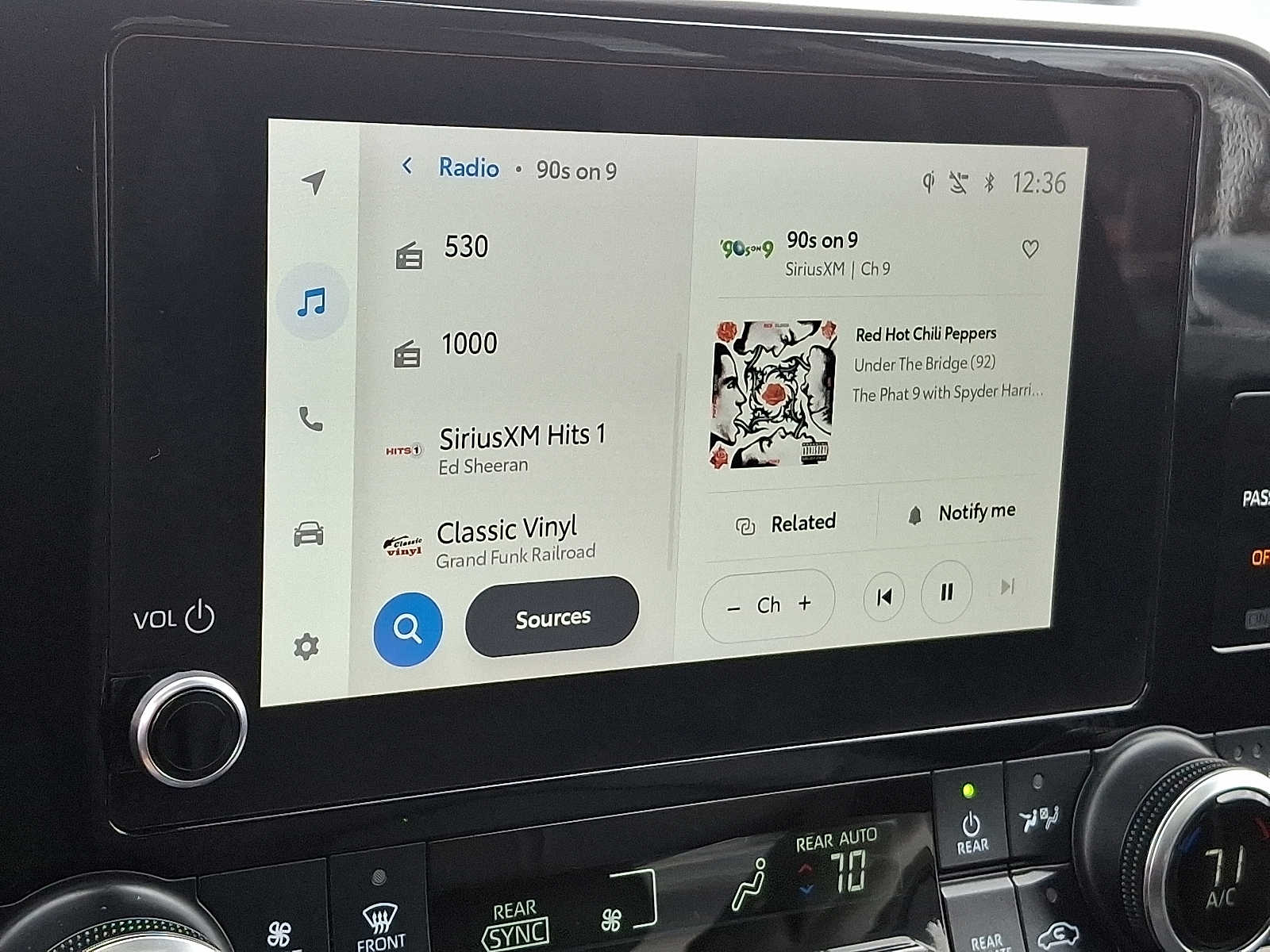 Thumbnail: 2023 Toyota Highlander - 22