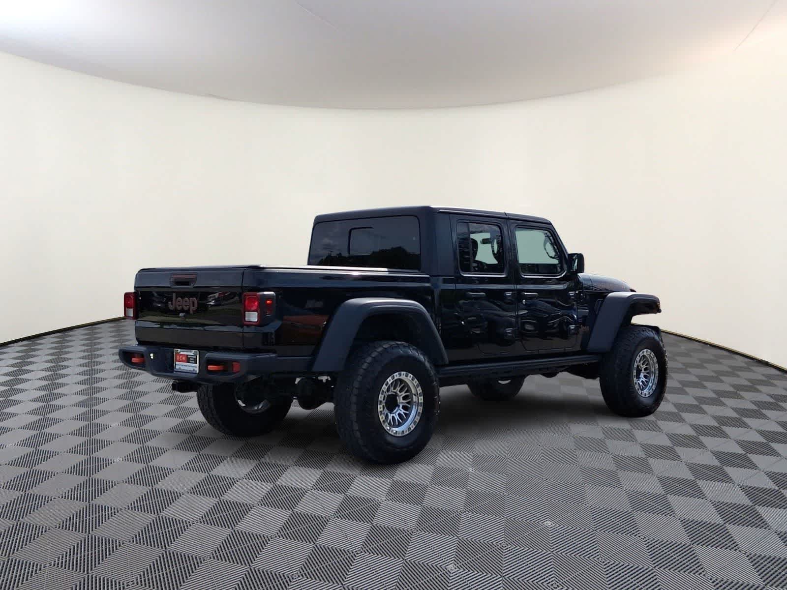 Thumbnail: 2021 Jeep Gladiator - 5