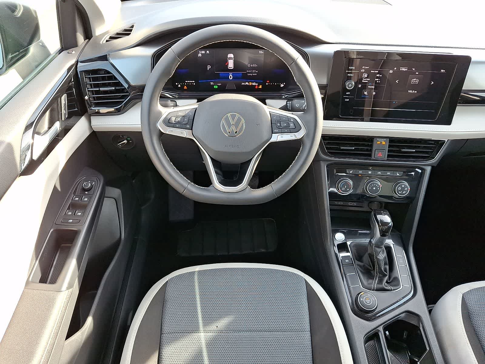 Thumbnail: 2025 Volkswagen Taos - 11