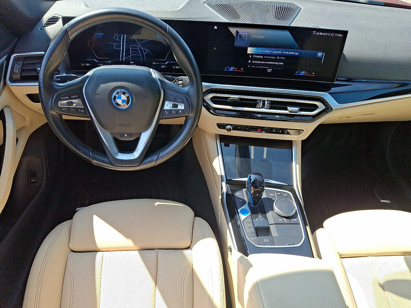 Thumbnail: 2023 BMW i4 - 13