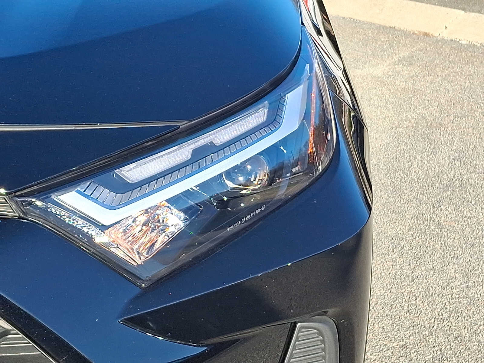 Thumbnail: 2025 Toyota RAV4 - 12