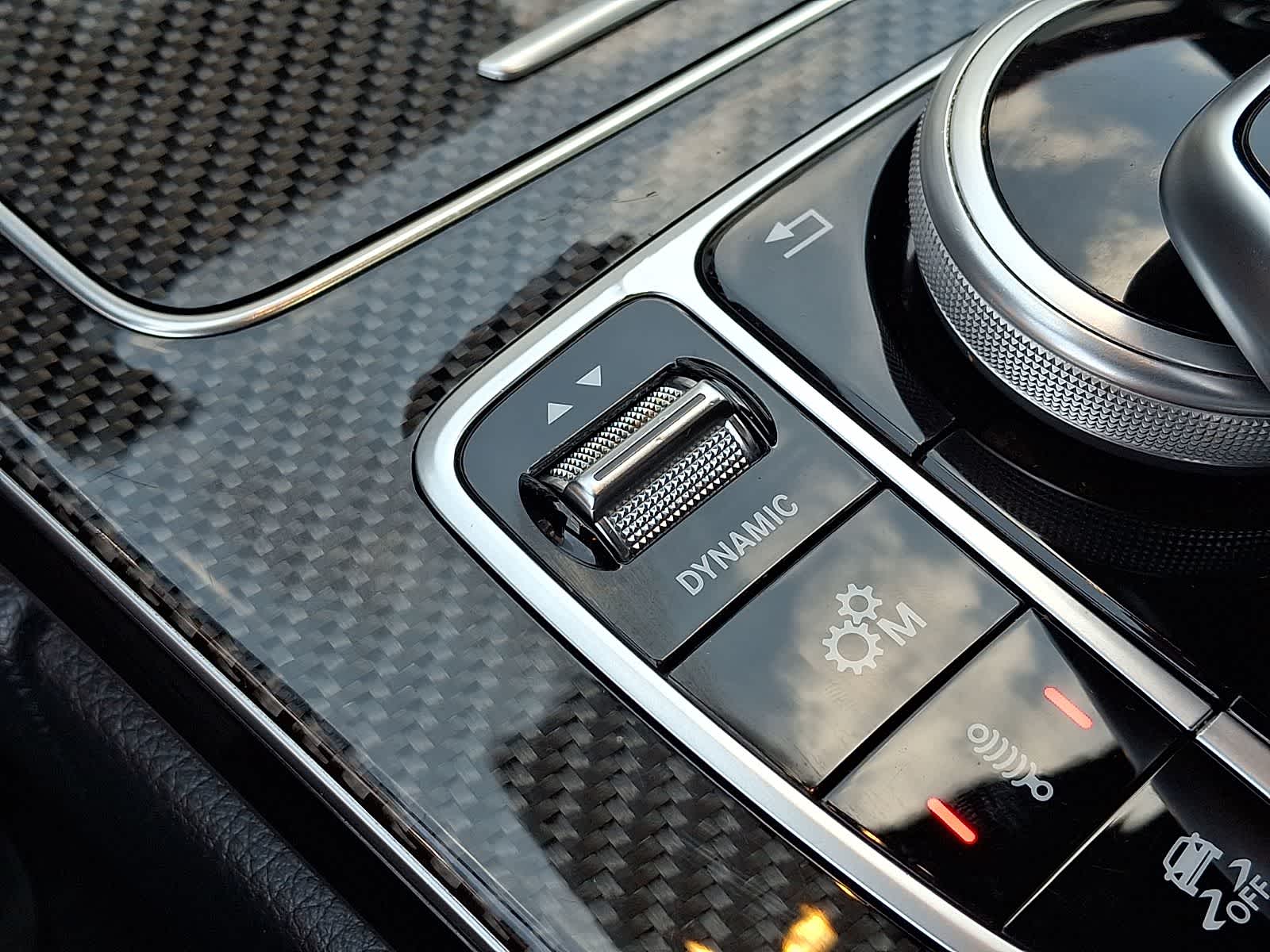 Thumbnail: 2019 Mercedes-Benz C-Class - 26