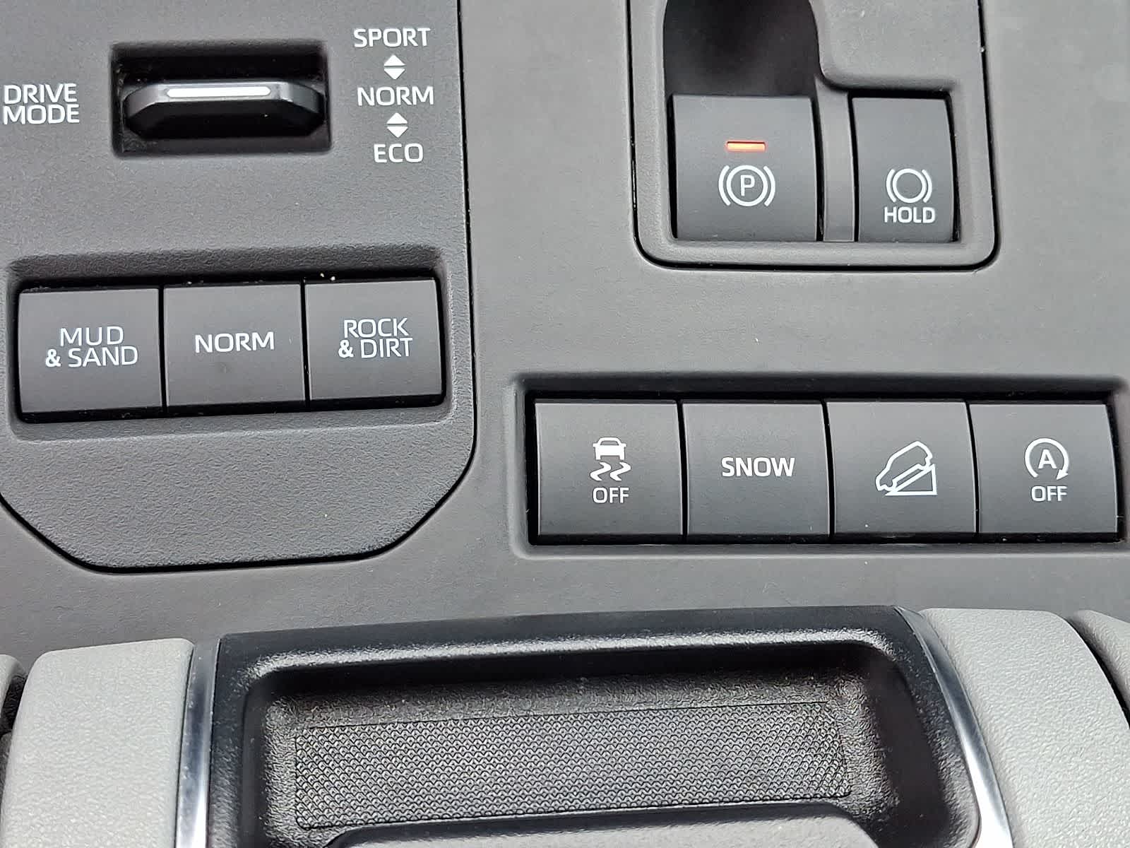 Thumbnail: 2022 Toyota Highlander - 30