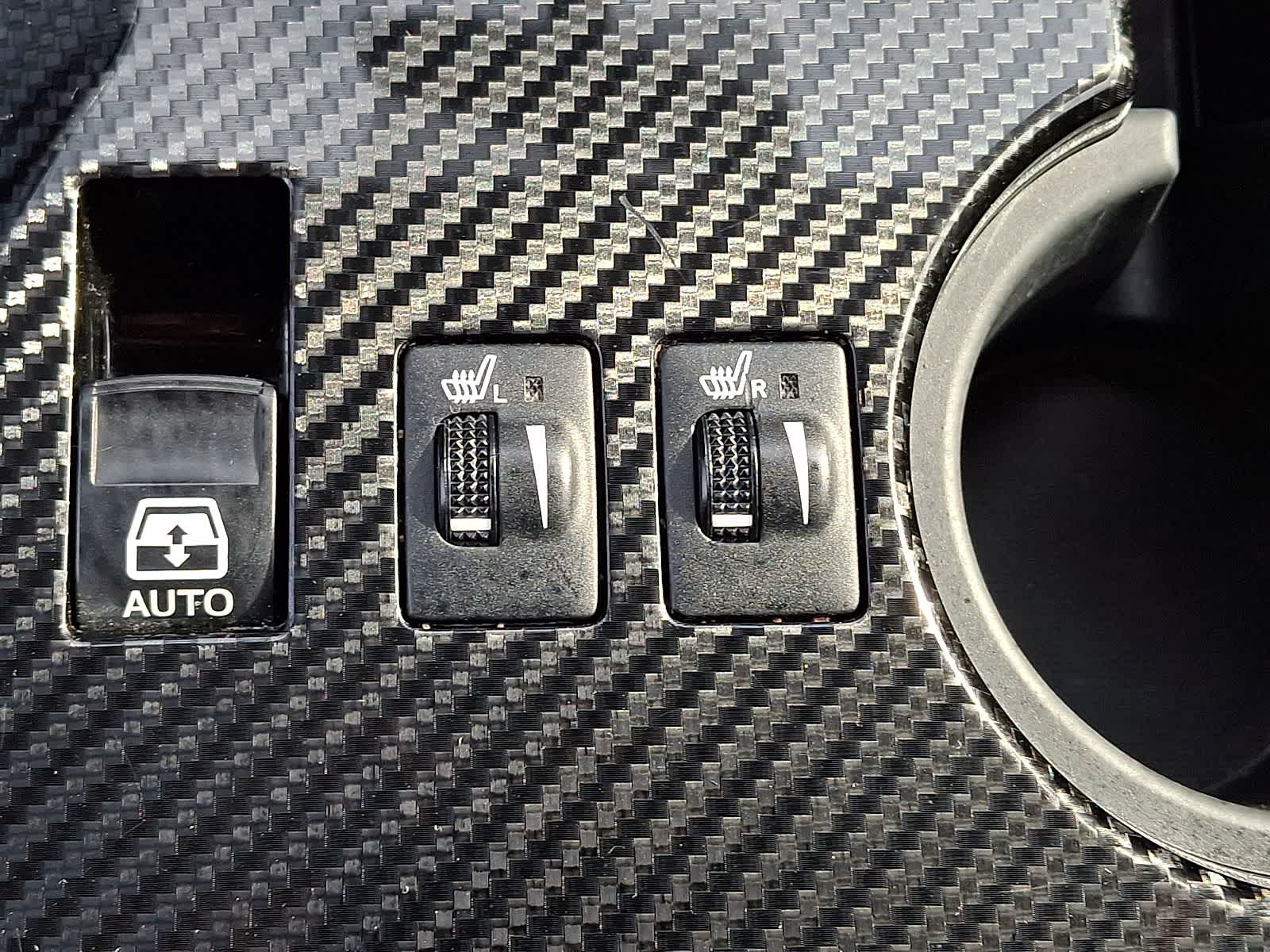 Thumbnail: 2019 Toyota 4Runner - 28