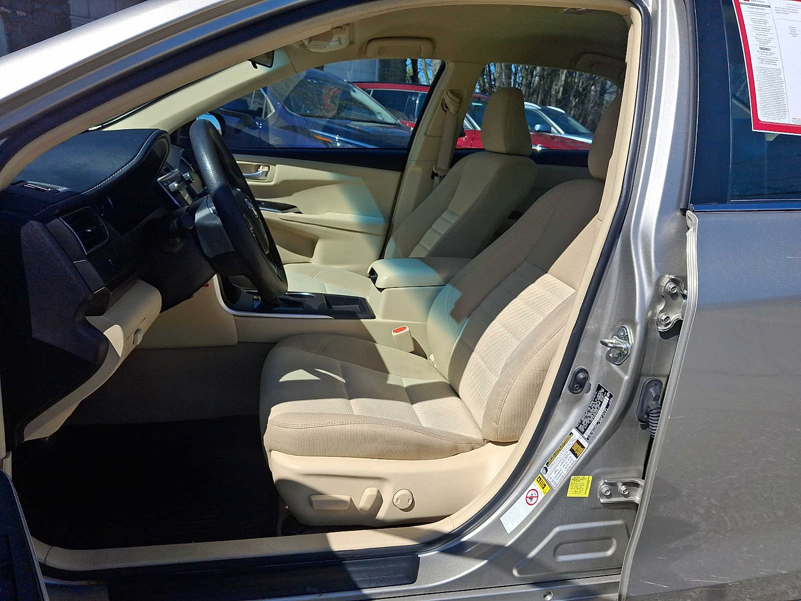 Thumbnail: 2017 Toyota Camry - 16