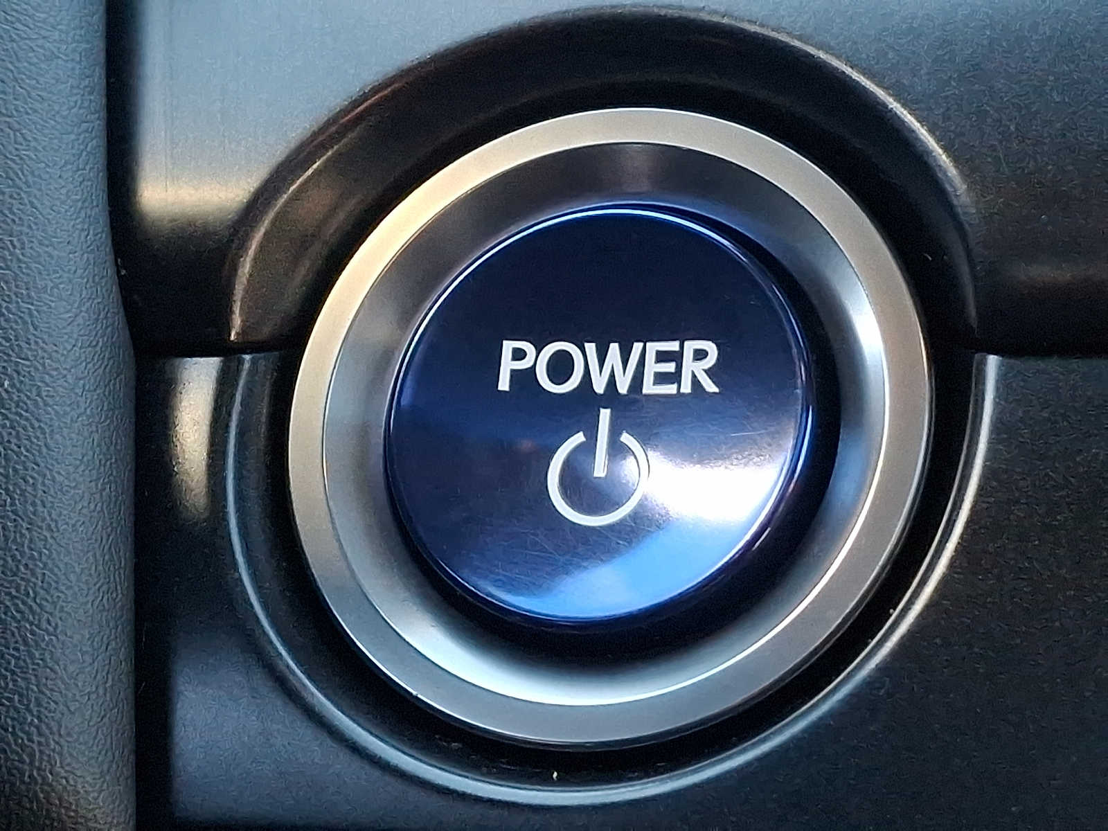 Thumbnail: 2019 Lexus UX - 25