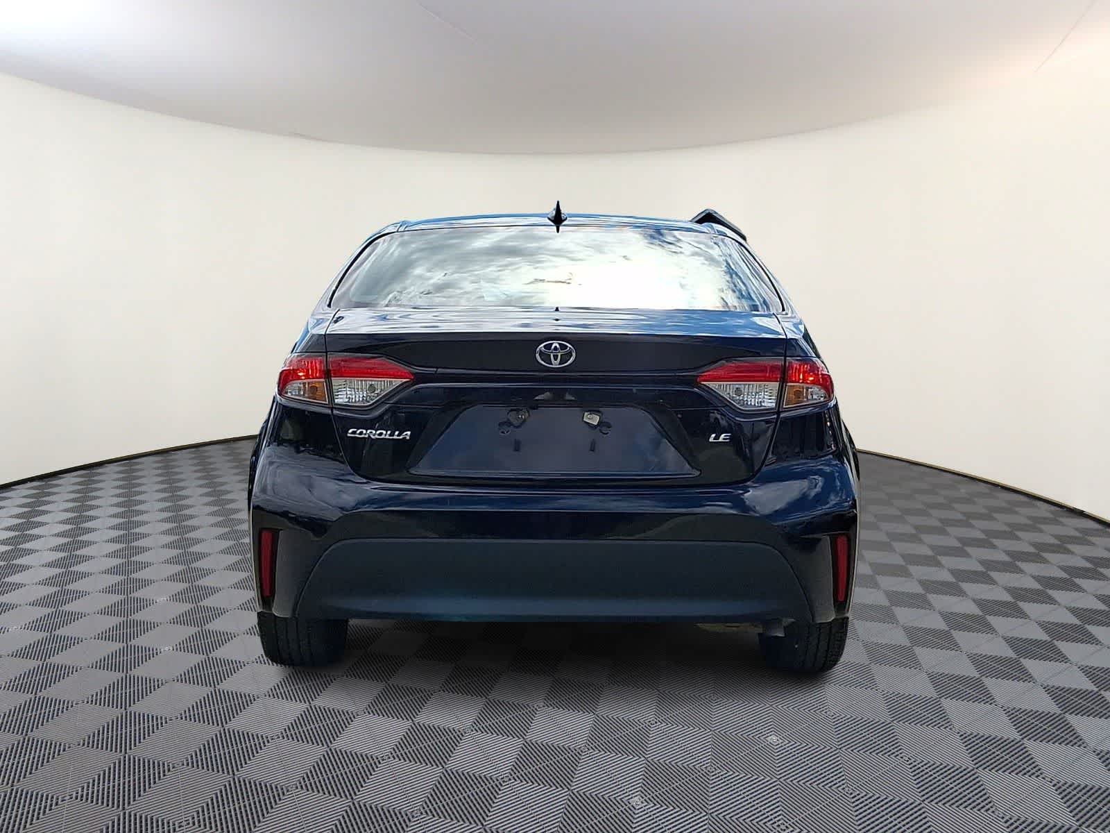 Thumbnail: 2024 Toyota Corolla - 7