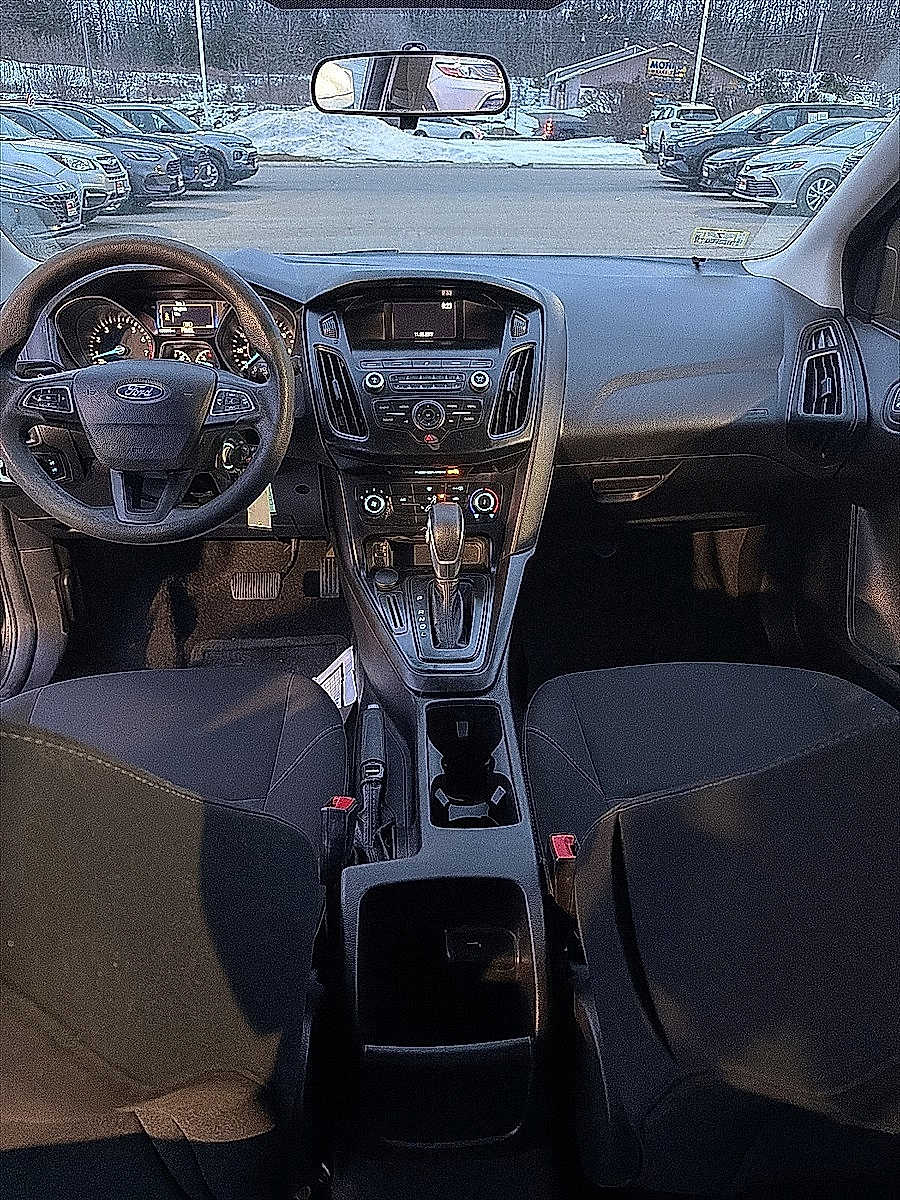 Thumbnail: 2018 Ford Focus - 15