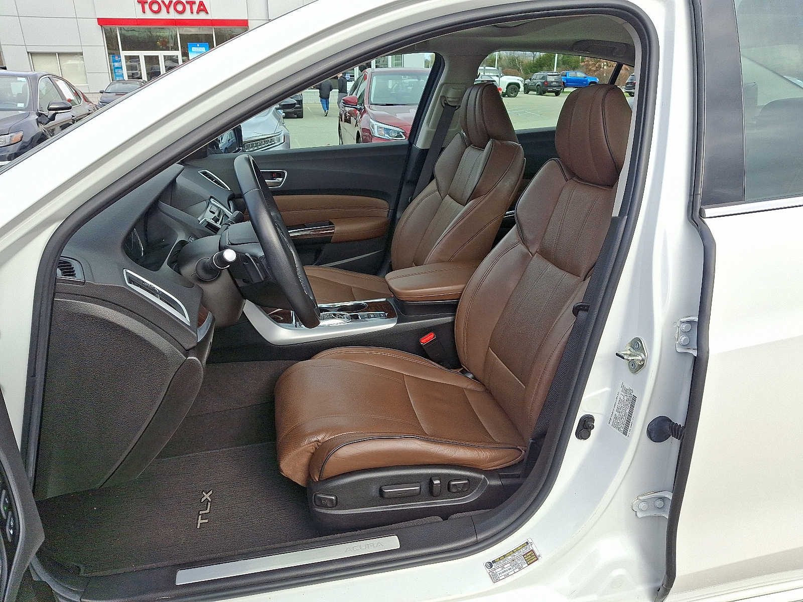 Thumbnail: 2020 Acura TLX - 14