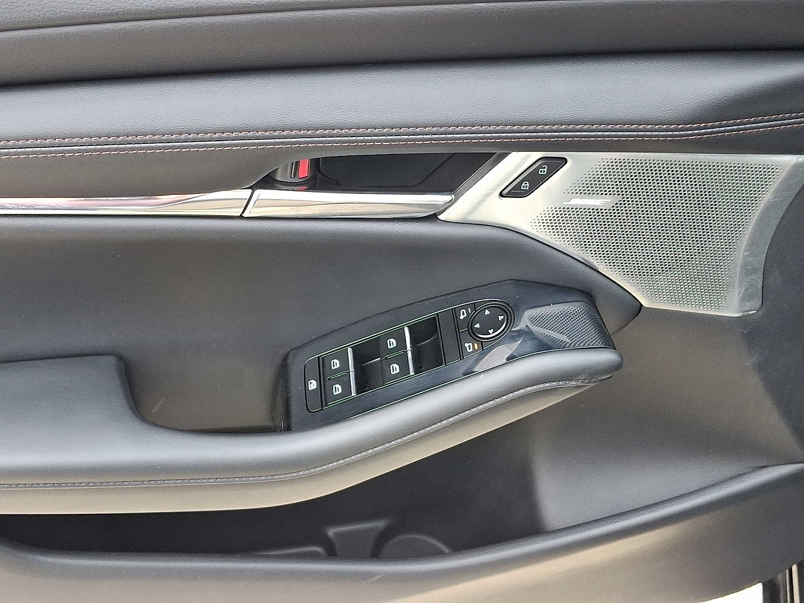 Thumbnail: 2023 Mazda Mazda3 - 13