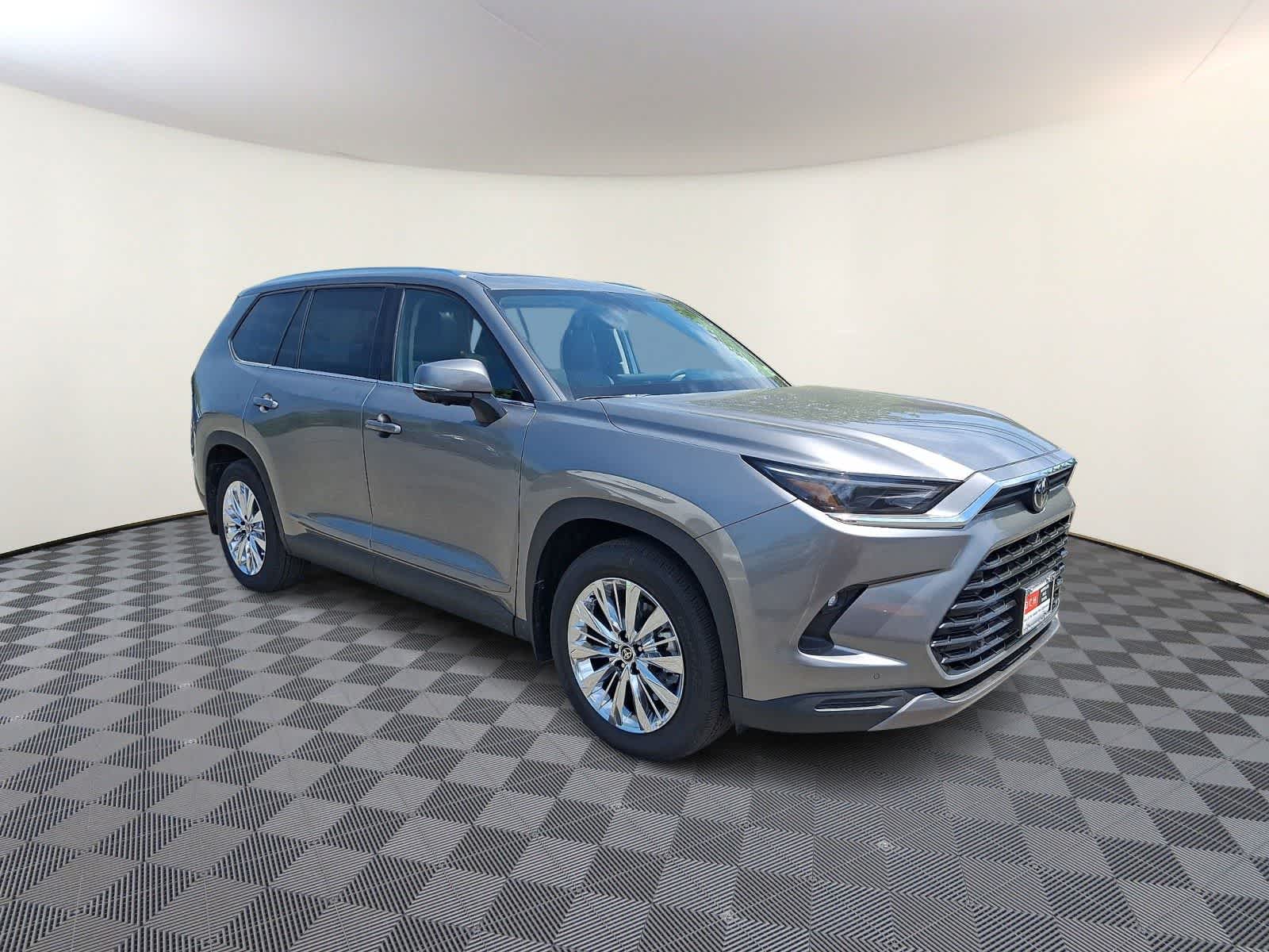 Thumbnail: 2026 Toyota Grand Highlander - 3