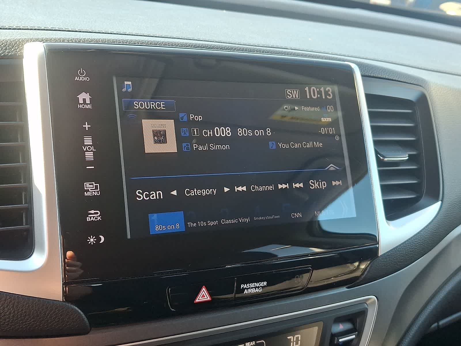 Thumbnail: 2018 Honda Pilot - 17